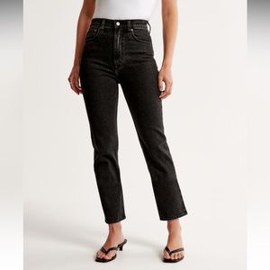Abercrombie Ultra High Rise Ankle Straight Jean